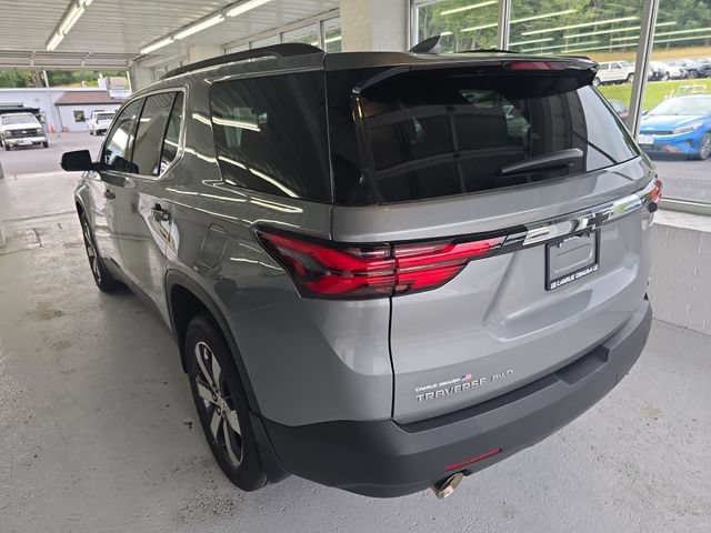 Certified 2023 Chevrolet Traverse LT w/ LT Premium Package AWD/4WD image 3