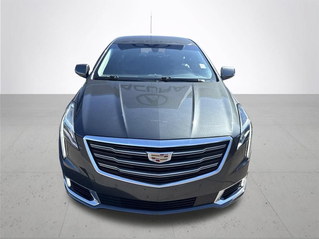Used 2018 Cadillac XTS Luxury FWD image 2