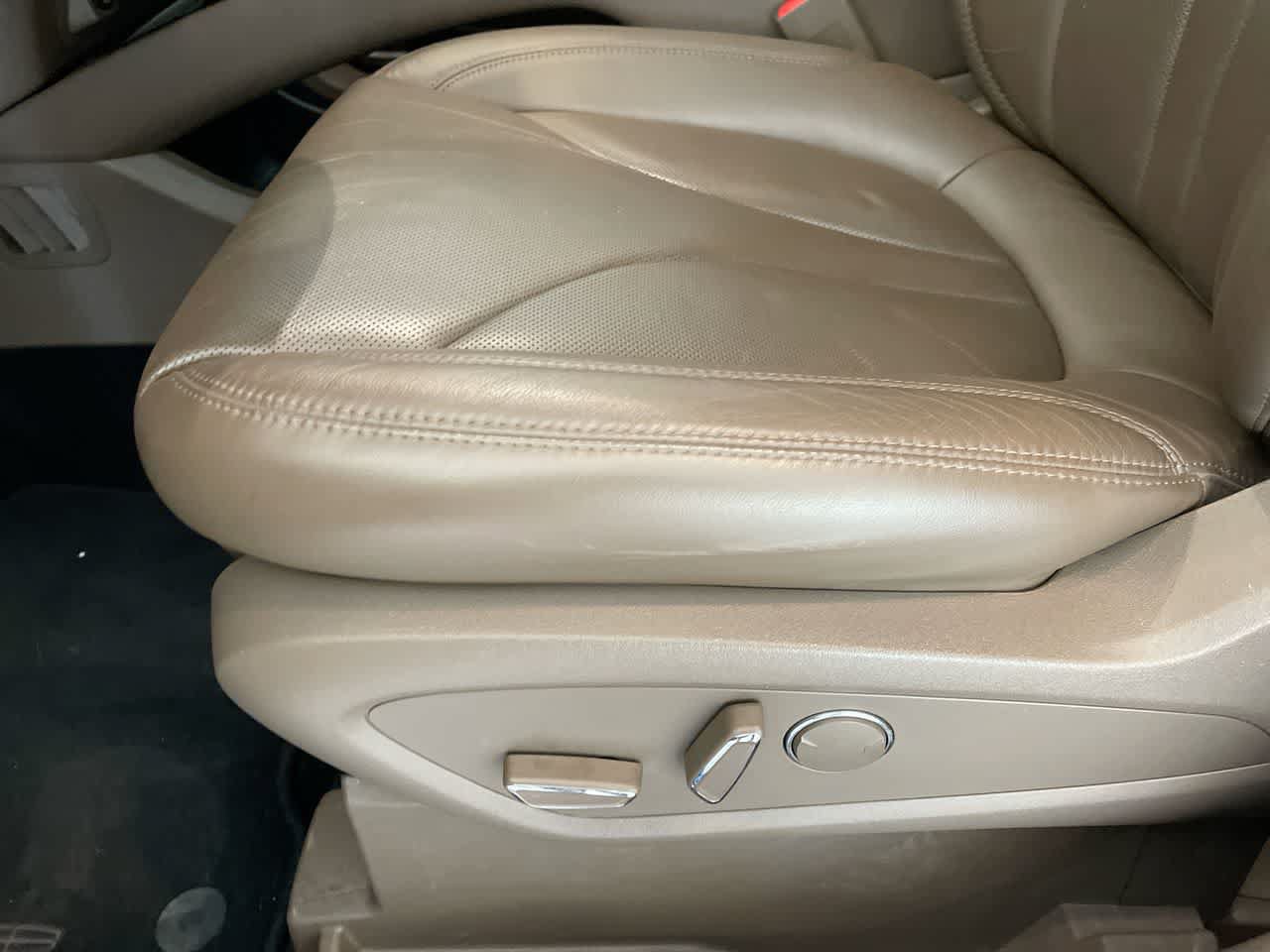 Used 2017 Lincoln MKX Reserve AWD/4WD image 12