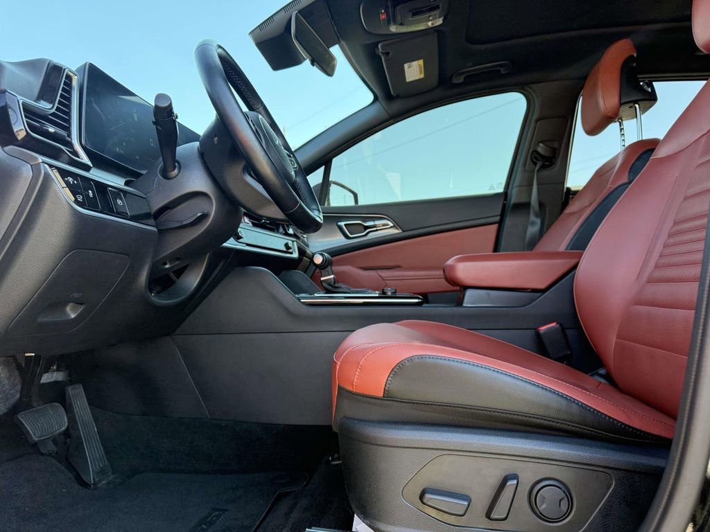 Used 2024 Kia Sportage SX image 23