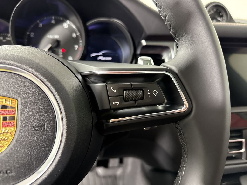 New 2026 Porsche Macan AWD/4WD image 39