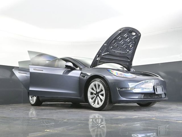 Used 2023 Tesla Model 3 Standard Range RWD image 42