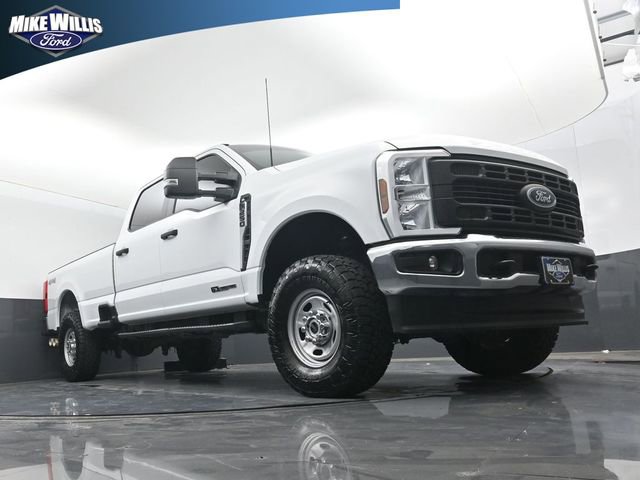 Used 2025 Ford F250 XL w/ XL Chrome Package image 17