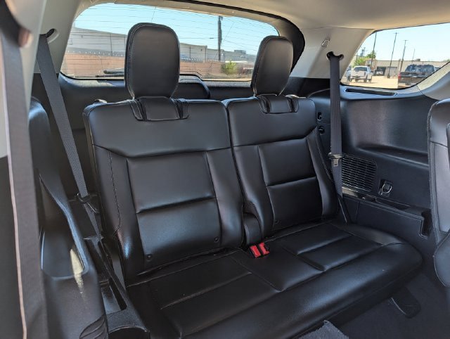 Used 2022 Ford Explorer XLT w/ Equipment Group 202A RWD image 27