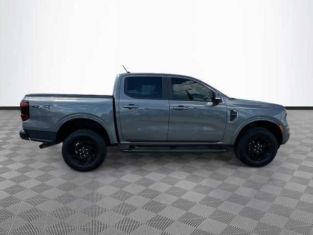 Used 2025 Ford Ranger Lariat w/ Black Appearance Package AWD/4WD image 4