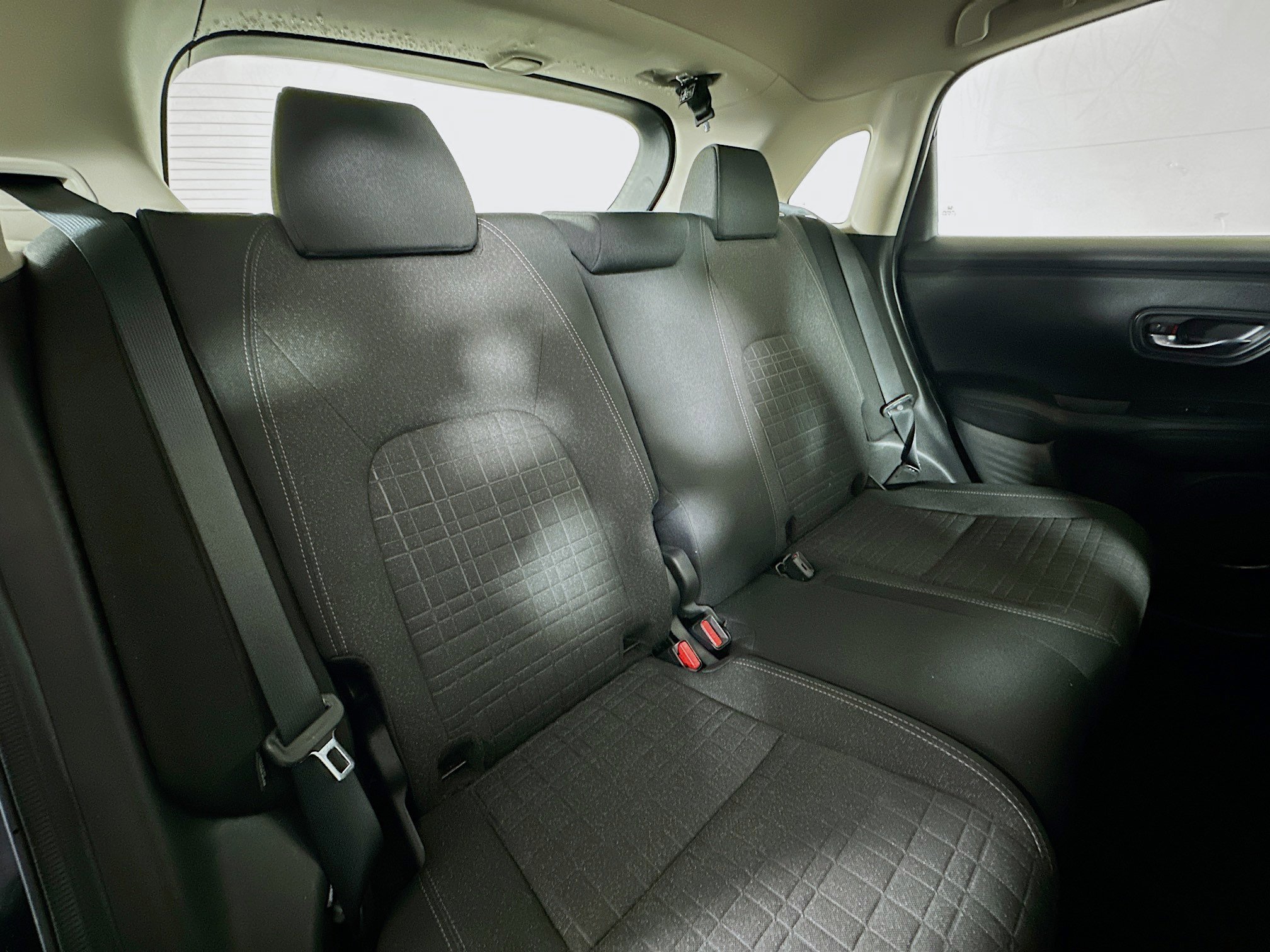 Used 2023 Honda HR-V LX image 25