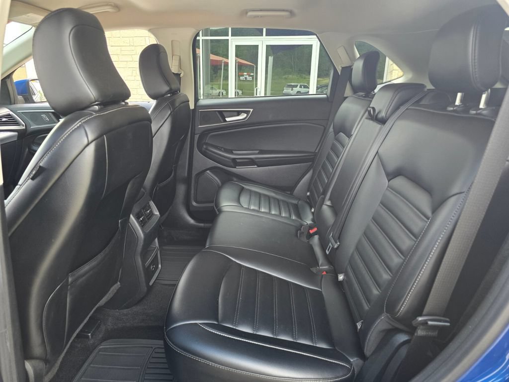 Used 2022 Ford Edge SEL AWD/4WD image 12
