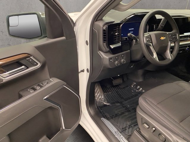 New 2026 Chevrolet Silverado 1500 LT AWD/4WD image 19