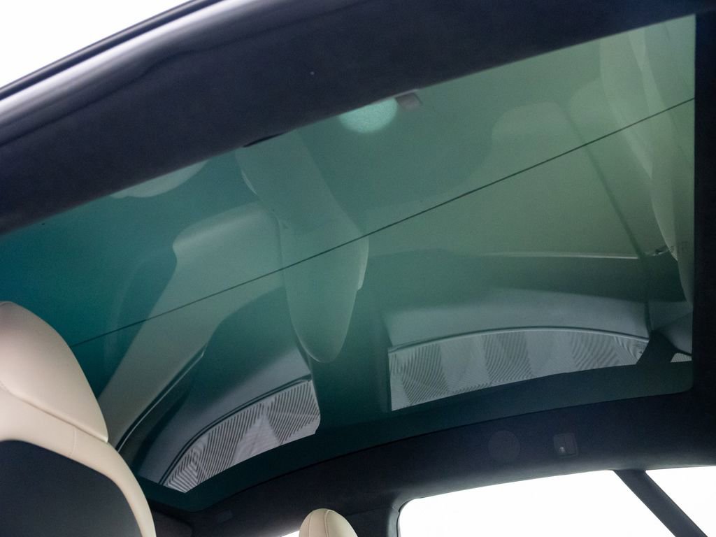 Used 2023 Tesla Model S Standard Range image 16