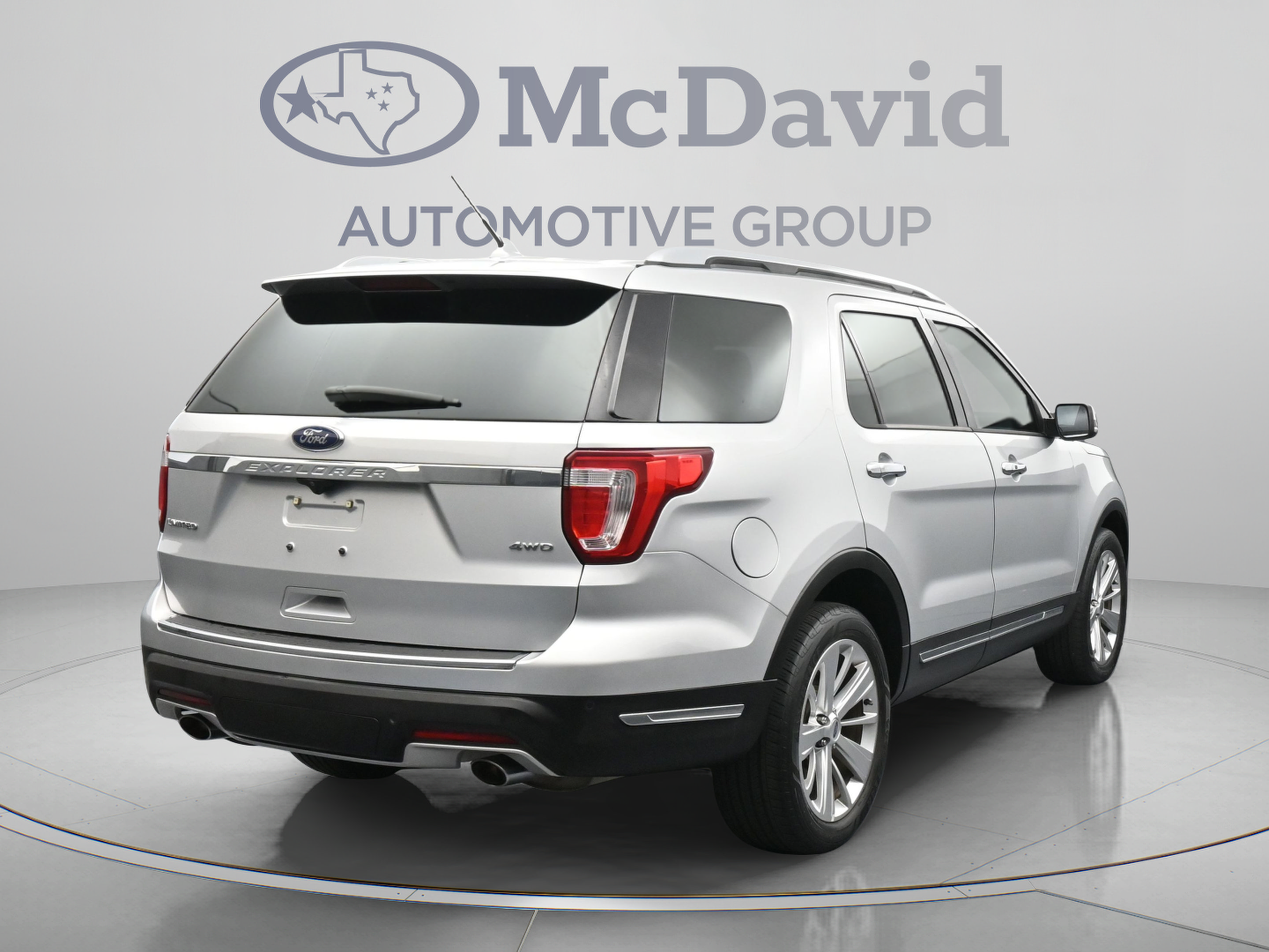 Used 2019 Ford Explorer Limited w/ Class III Trailer Tow Package AWD/4WD image 8
