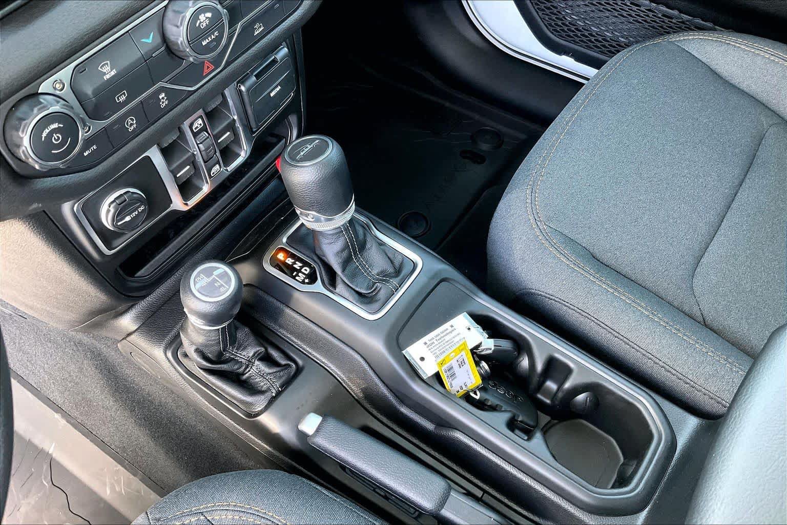 New 2026 Jeep Gladiator Sport AWD/4WD image 5