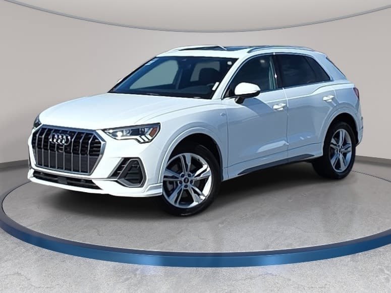 Used 2023 Audi Q3 2.0T Premium w/ Convenience Package