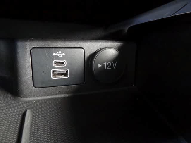 Used 2024 Ford Escape ST-Line AWD/4WD image 38