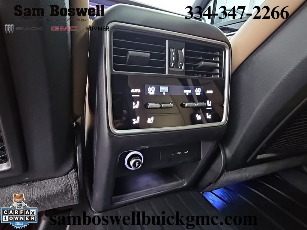 Used 2025 Porsche Cayenne Coupe image 33