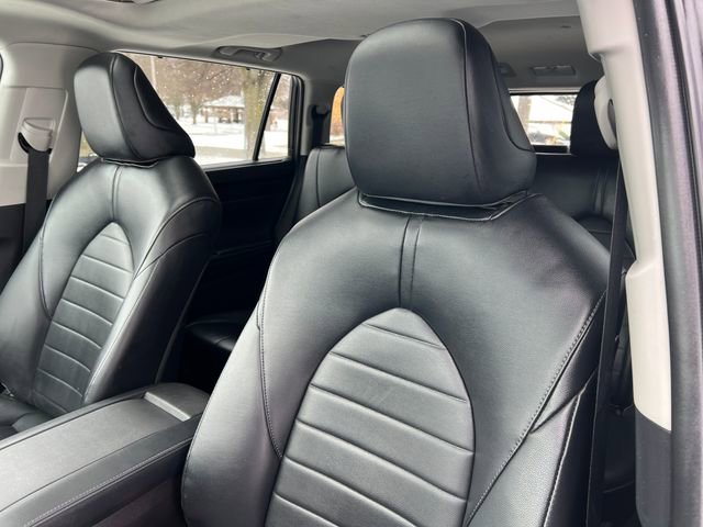 Used 2022 Toyota Highlander XLE image 17