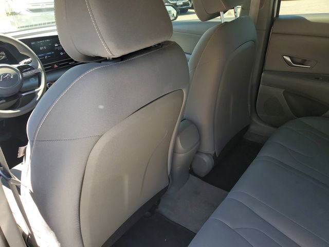 Used 2021 Hyundai Elantra SEL FWD image 13
