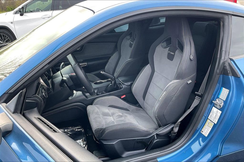 Used 2020 Ford Mustang Shelby GT350 w/ Technology Package image 22