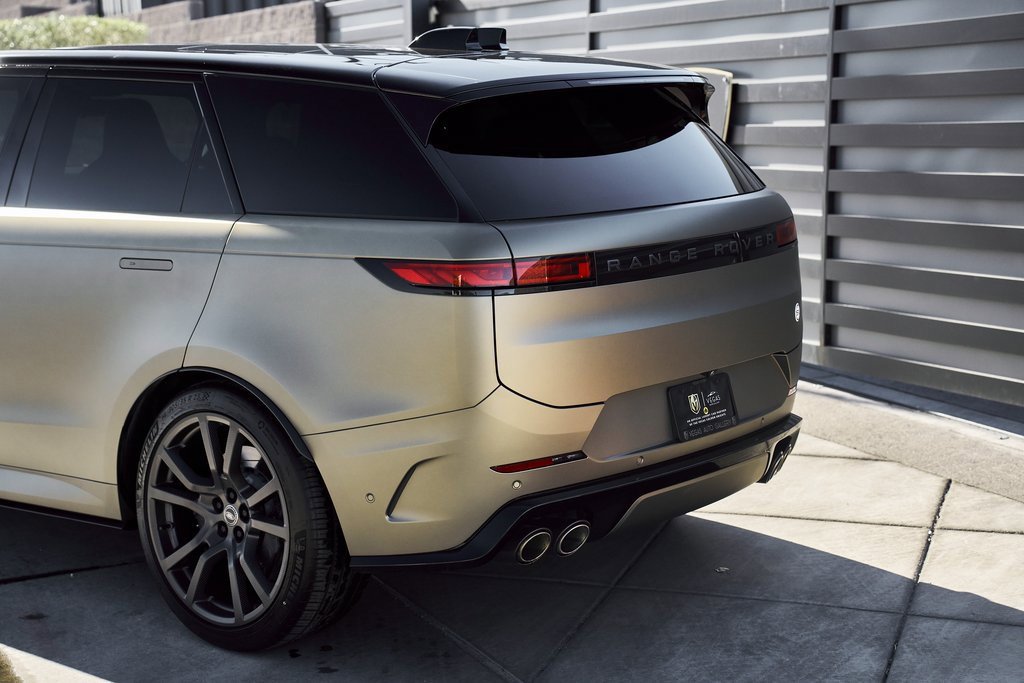 Used 2024 Land Rover Range Rover Sport SV Edition One Carbon Bronze image 10
