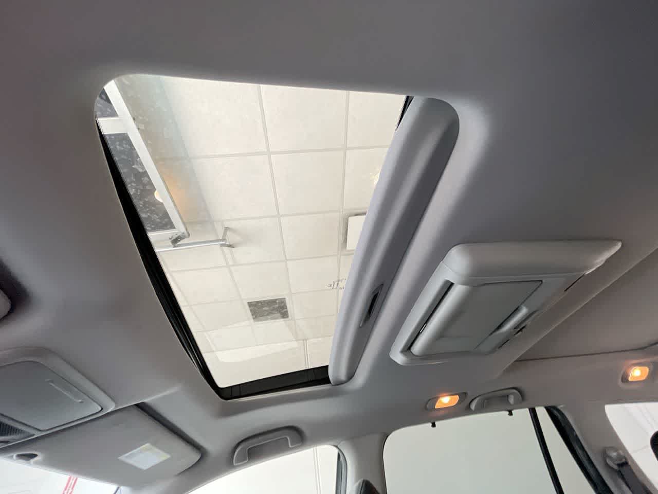 Used 2016 Honda Pilot Elite image 22