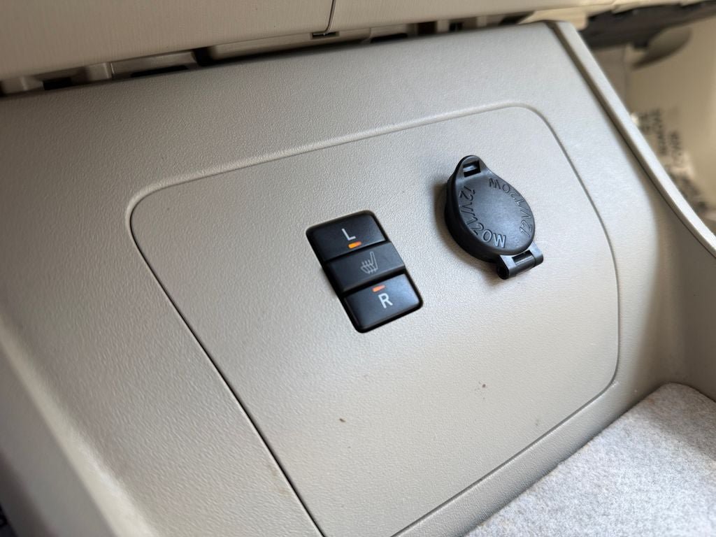 Used 2011 Toyota Prius Four FWD image 31