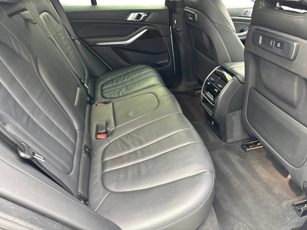 Used 2019 BMW X5 xDrive40i w/ Convenience Package AWD/4WD image 39