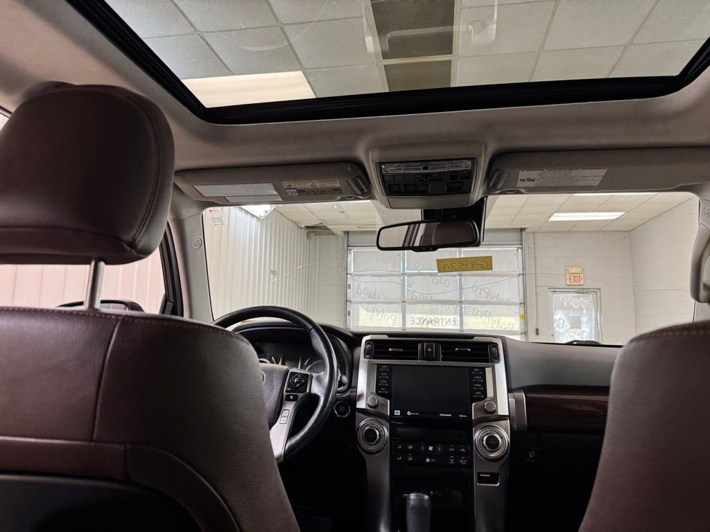 Used 2024 Toyota 4Runner Limited image 21