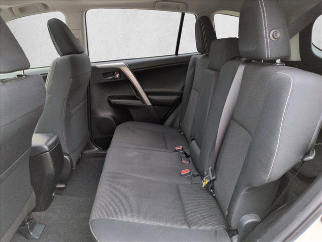 Used 2016 Toyota RAV4 XLE image 18