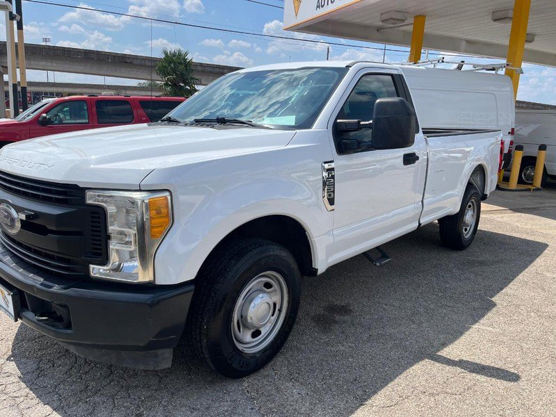 Used 2017 Ford F250 XL image 3