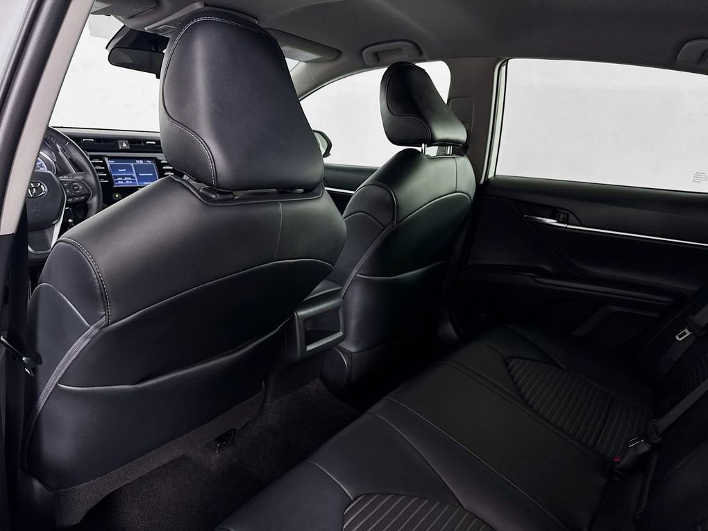 Used 2020 Toyota Camry SE FWD image 37