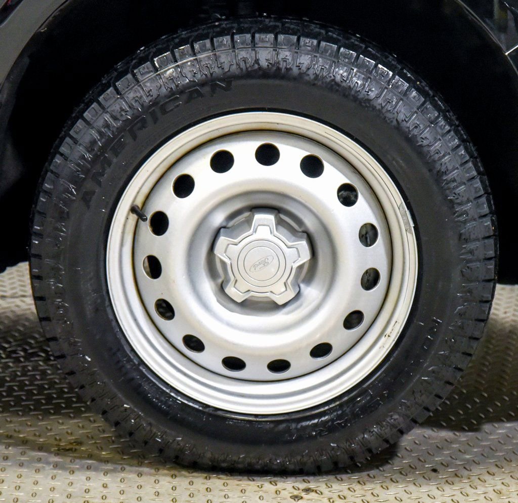 Used 2022 Ford Maverick XL image 14