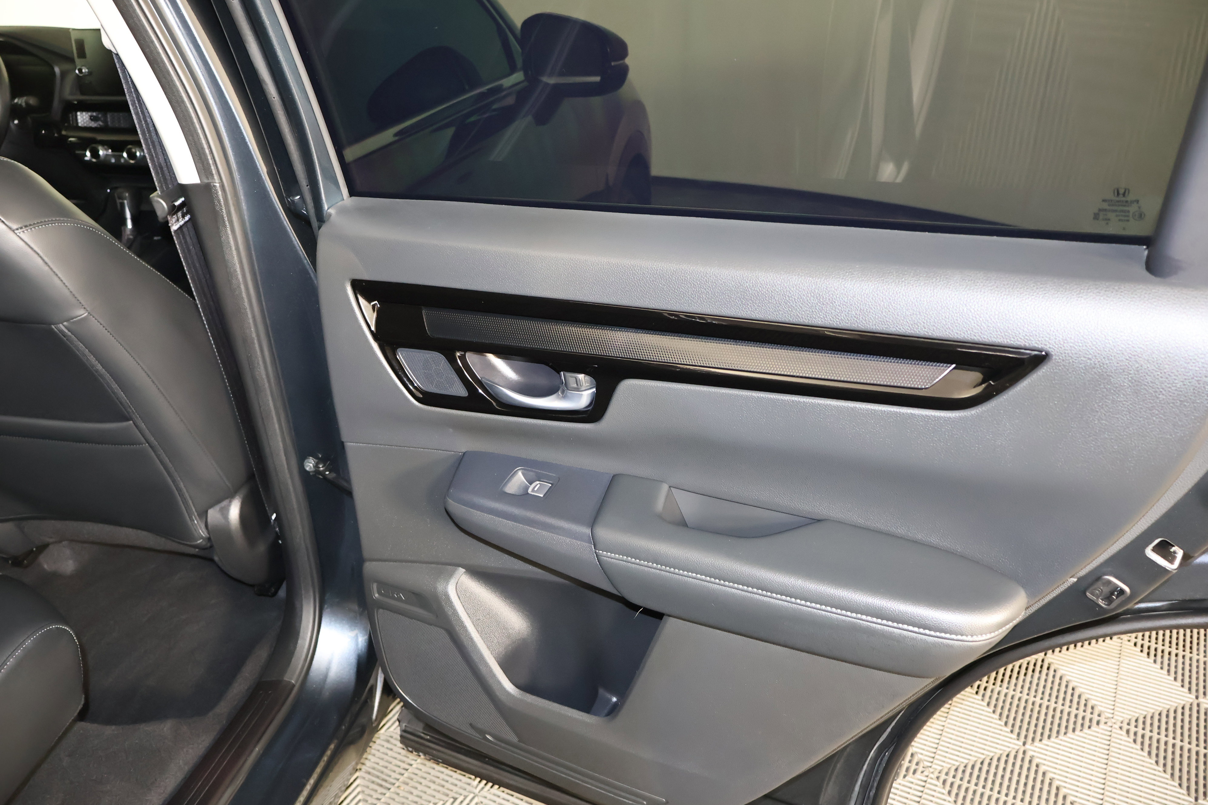 Used 2024 Honda CR-V EX-L image 44