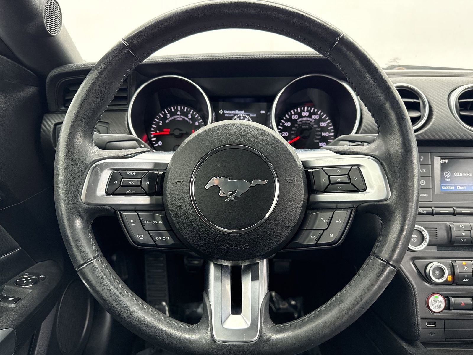 Used 2018 Ford Mustang EcoBoost image 13