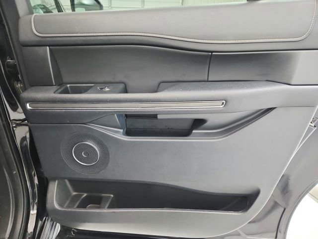 Used 2022 Ford Expedition Max XLT RWD image 41