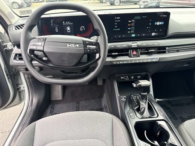 Used 2025 Kia K4 FWD image 17