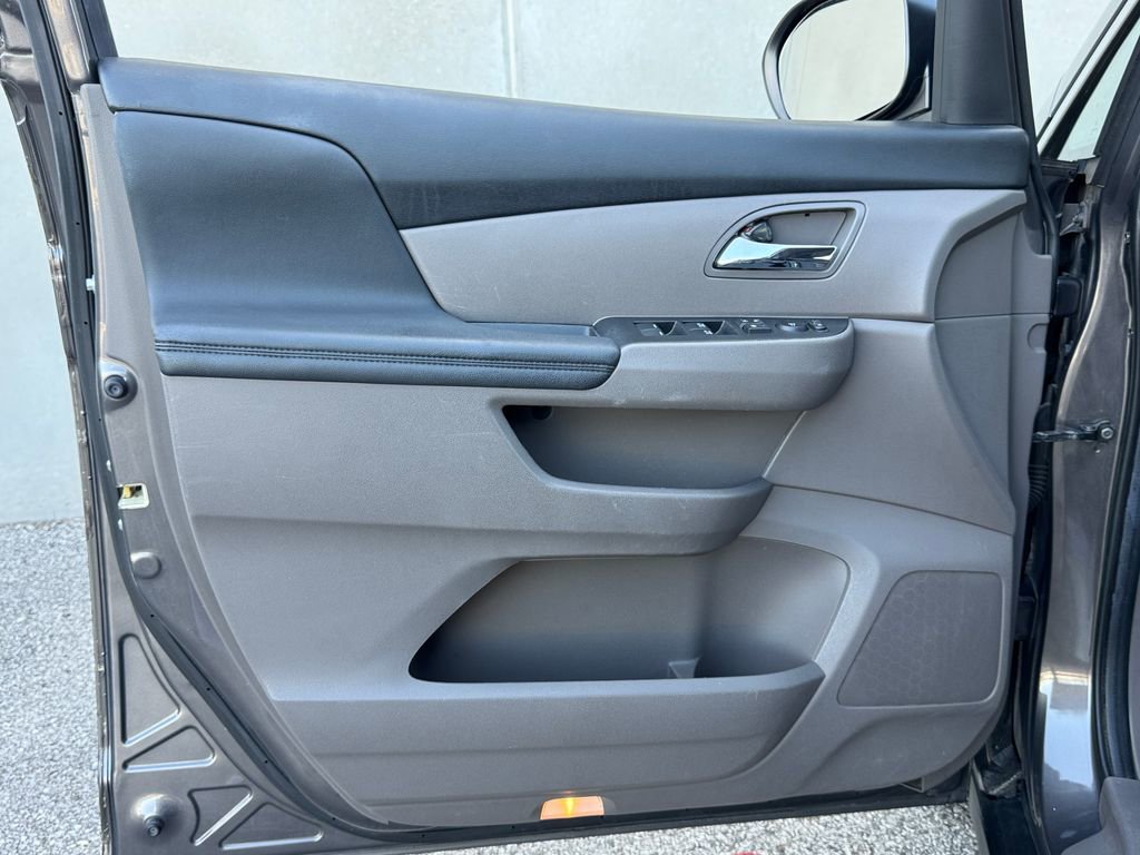 Used 2014 Honda Odyssey EX-L image 13