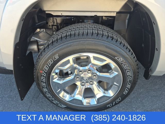 New 2026 RAM 1500 4x4 Crew Cab image 17