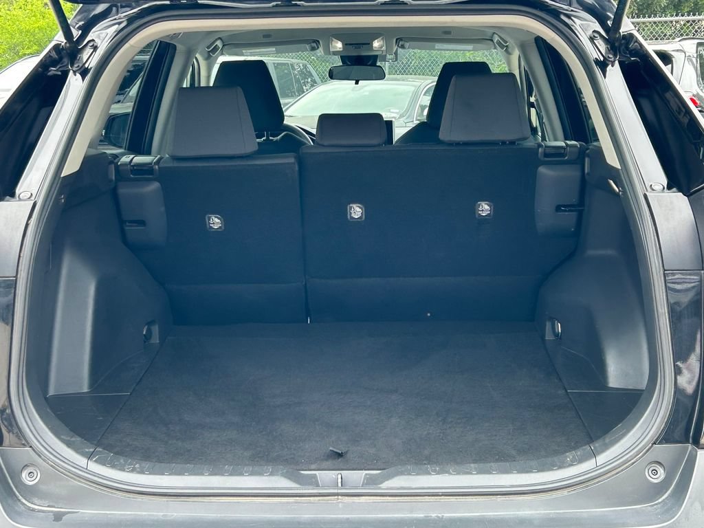 Used 2025 Toyota RAV4 XLE FWD image 14