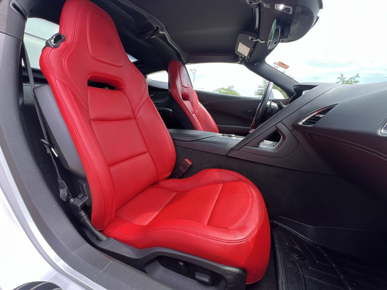 Used 2019 Chevrolet Corvette Stingray Coupe w/ 1LT RWD image 24