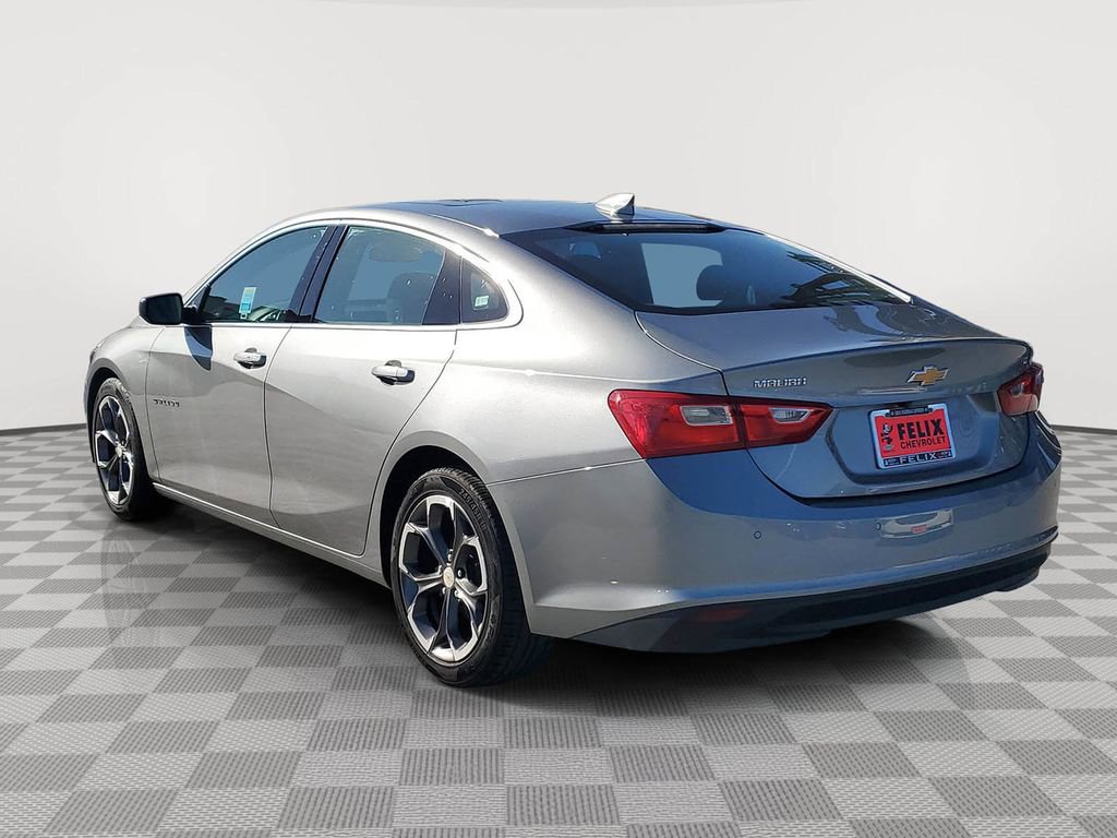 Used 2024 Chevrolet Malibu LT image 4