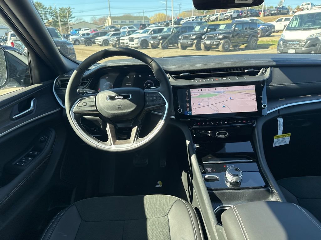 New 2026 Jeep Grand Cherokee Altitude image 22