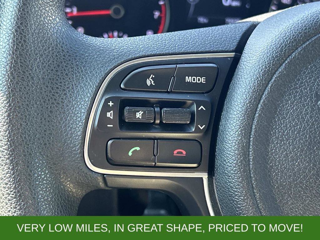 Used 2017 Kia Optima LX FWD image 19