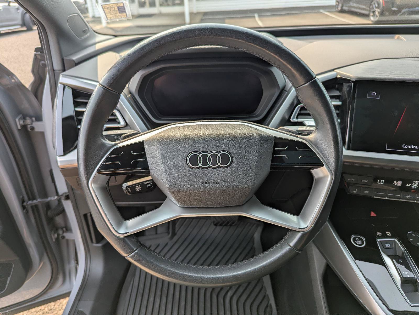 Used 2023 Audi Q4 e-tron Premium Plus w/ Premium Plus RWD image 14