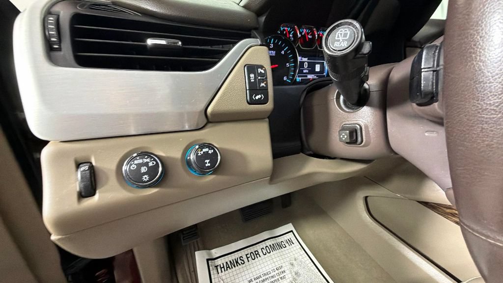 Used 2019 GMC Yukon XL SLT w/ Open Road Package AWD/4WD image 20