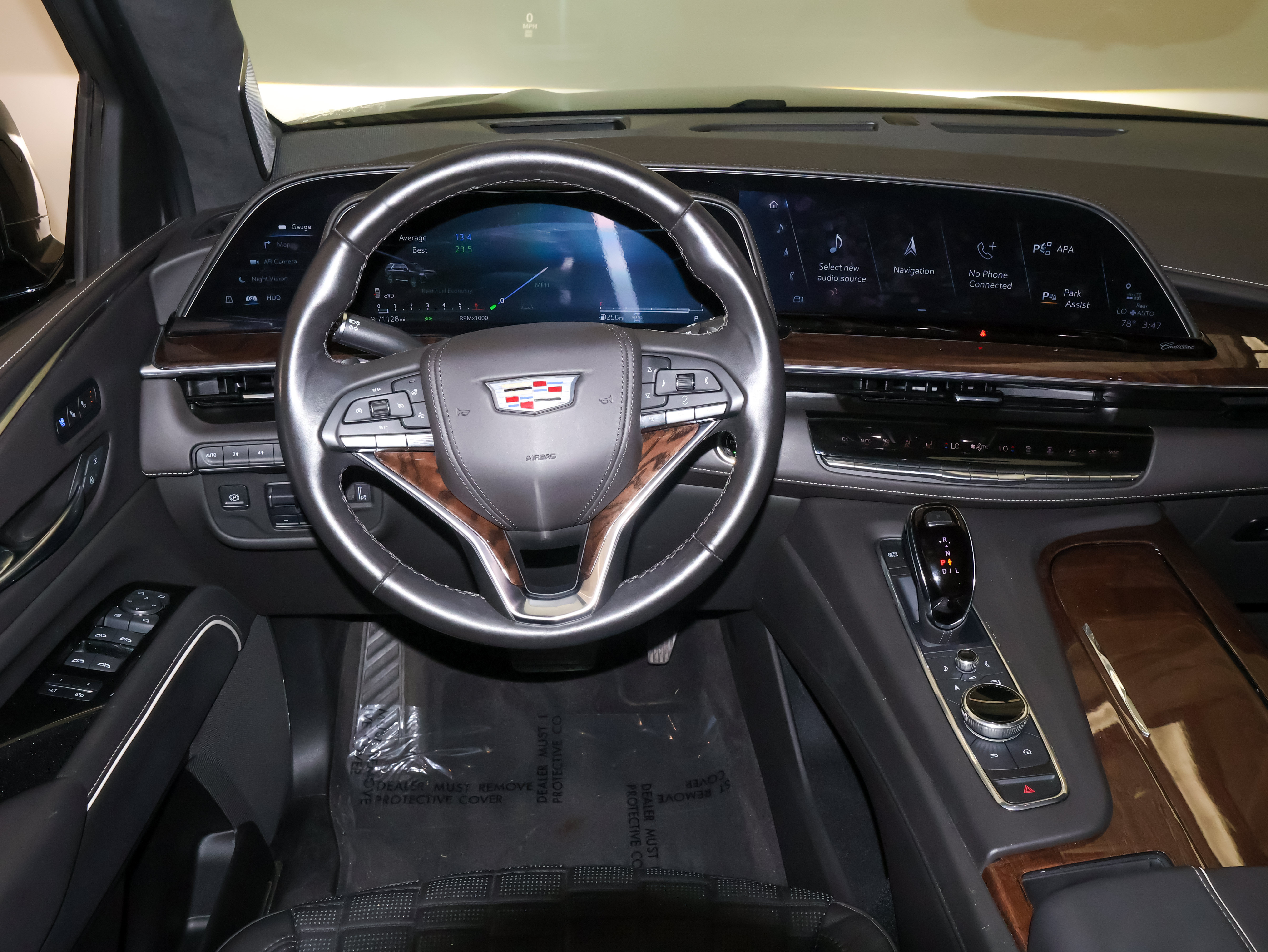 Used 2022 Cadillac Escalade Sport Platinum w/ LPO, ONYX Package AWD/4WD image 28