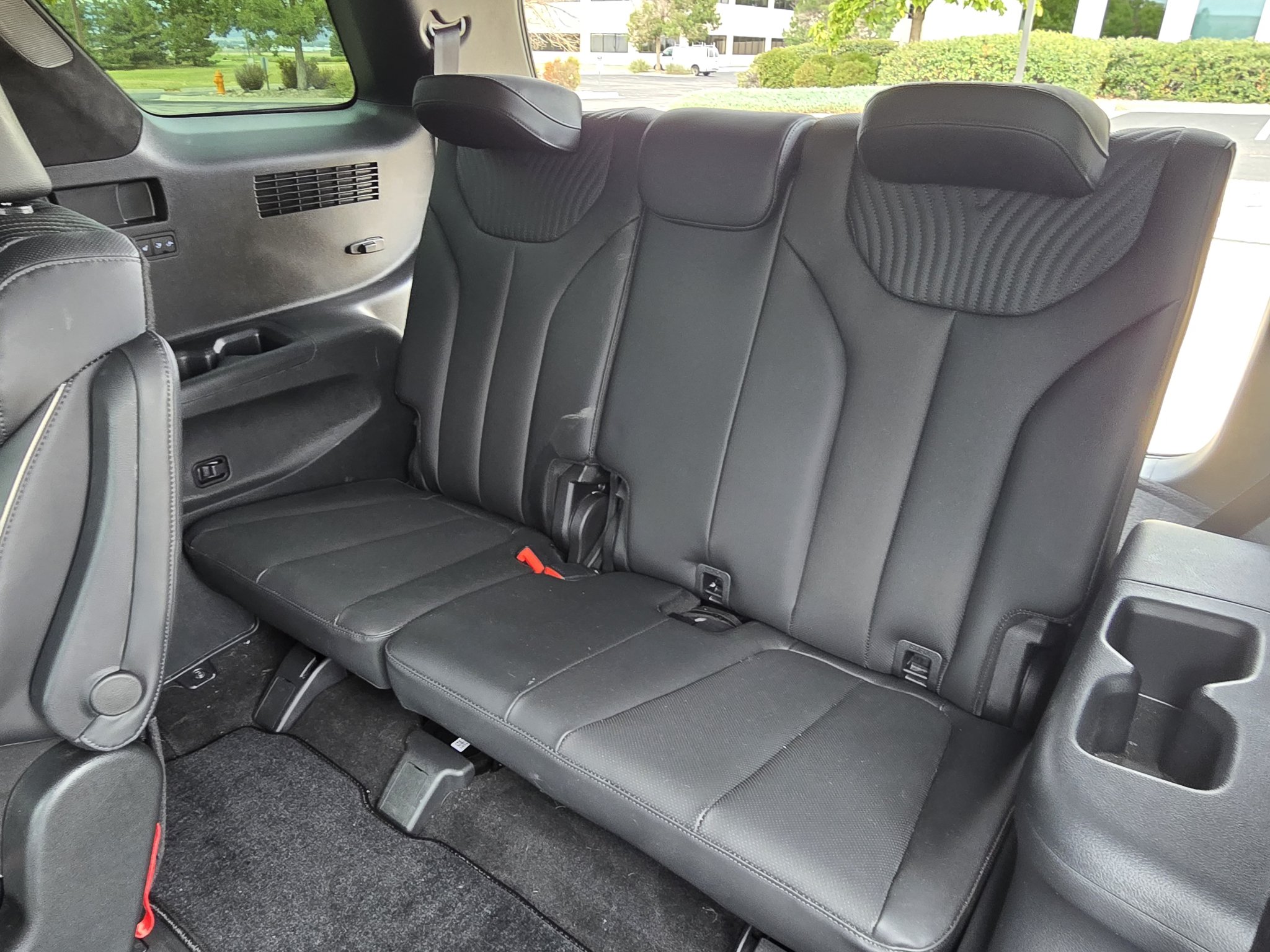 Used 2024 Hyundai Palisade Calligraphy AWD/4WD image 17