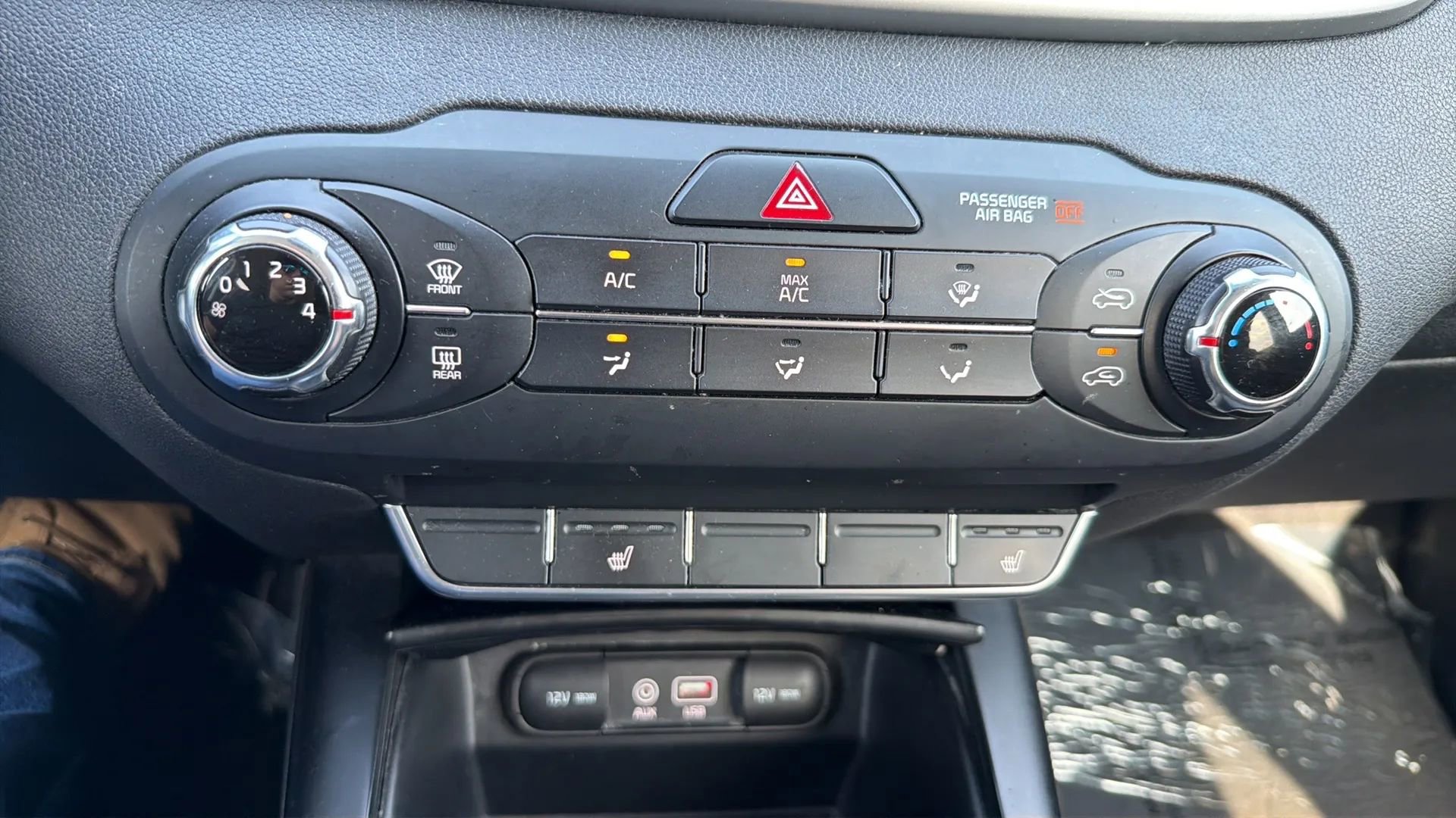 Used 2016 Kia Sorento AWD w/ LX Convenience Package image 25