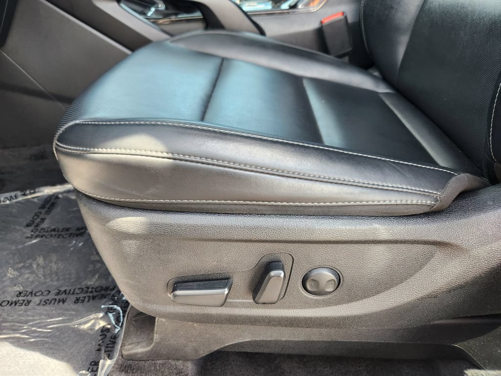 Used 2025 Kia Telluride S AWD/4WD image 14