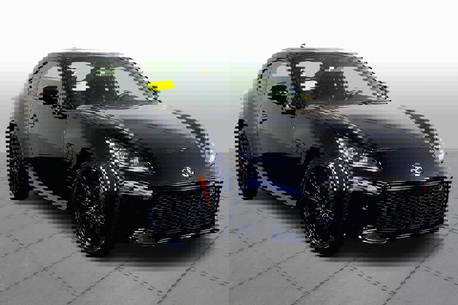 Used 2024 Toyota GR86 Premium image 3