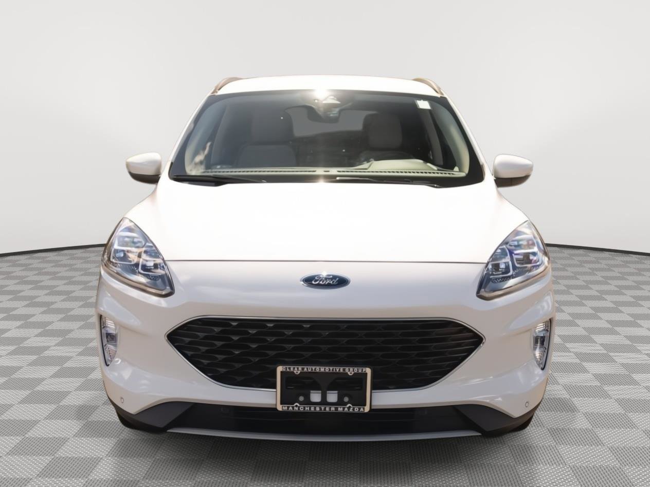 Used 2020 Ford Escape Titanium image 18