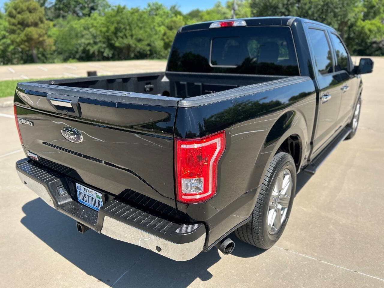 Used 2016 Ford F150 XLT w/ Equipment Group 302A Luxury RWD image 7